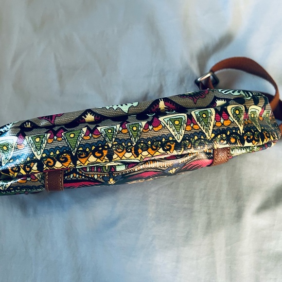 Sakroots Multicolor Patterned Crossbody Bag - Picture 7 of 7